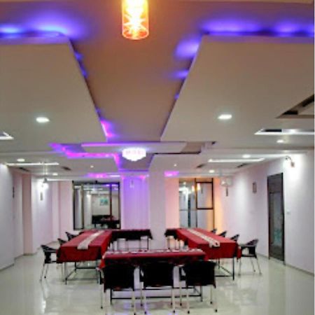 Hotel Shivam Fort View, Chittorgarh Exteriör bild