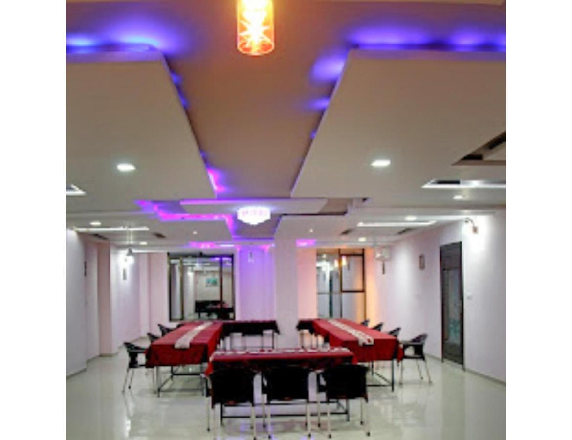 Hotel Shivam Fort View, Chittorgarh Exteriör bild