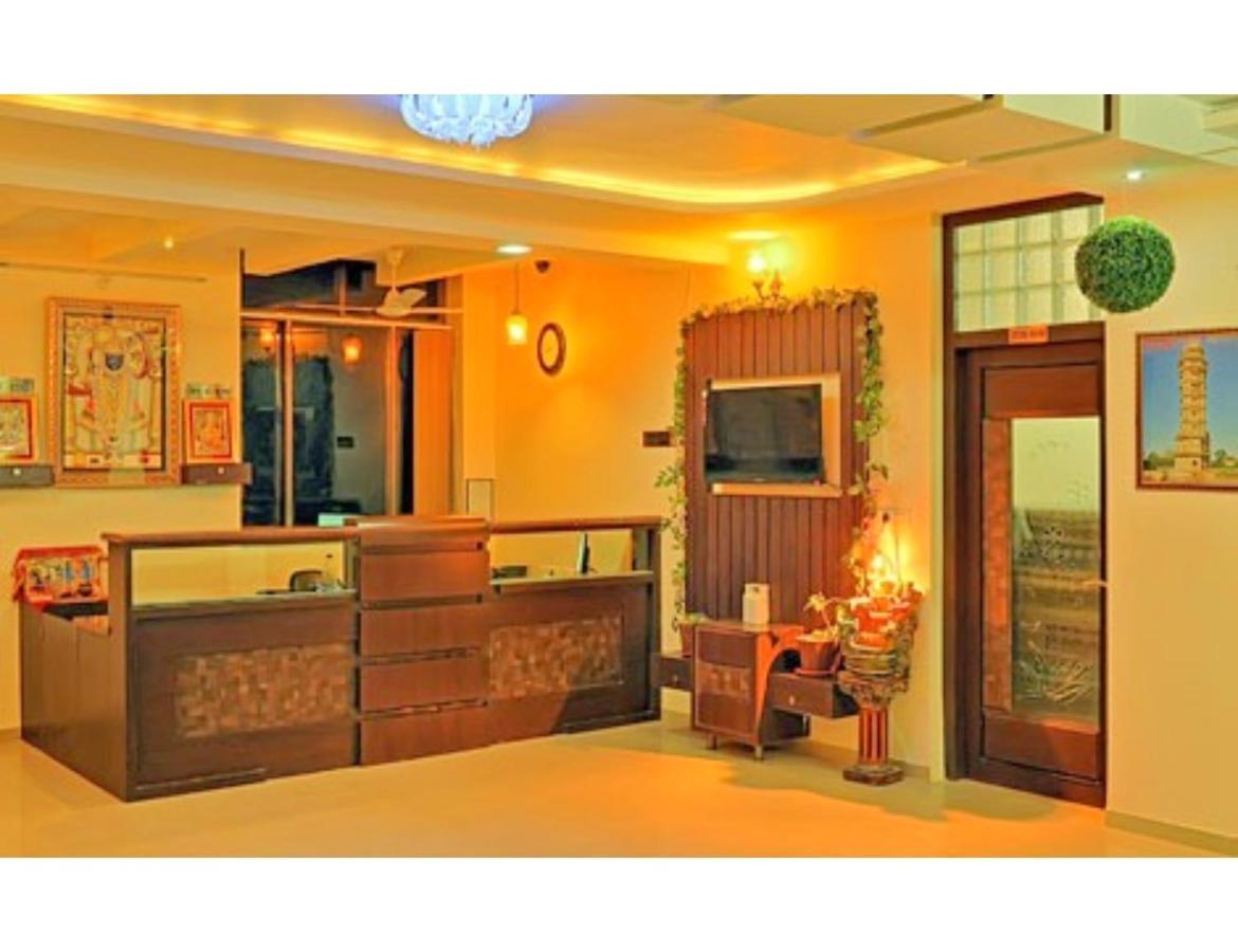Hotel Shivam Fort View, Chittorgarh Exteriör bild